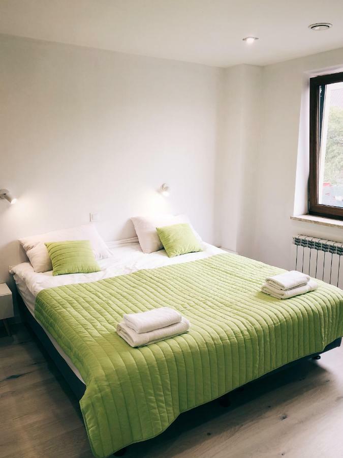Swierkowe Zacisze Hotel Фирлей Екстериор снимка